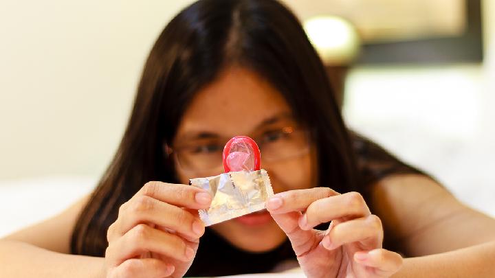 女性不要用肥皂洗乳房 为什么乳房软硬不同？